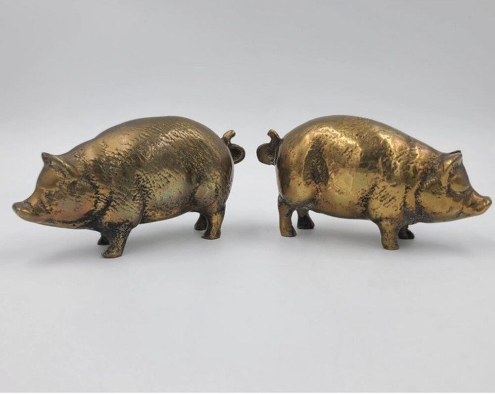Vtg Pair Of Solid Brass Pigs 3” Folk Art Style Rustic Farm Animals with Patina